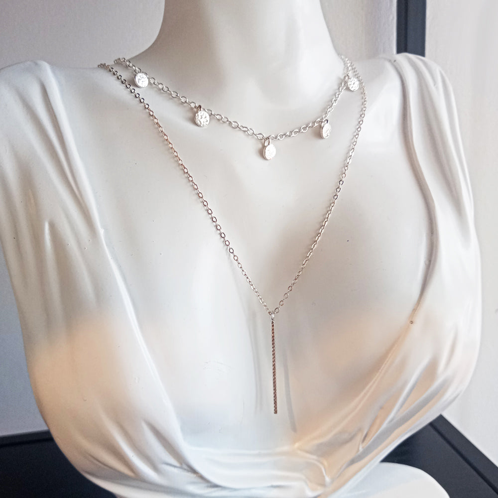 Silver stick necklace 