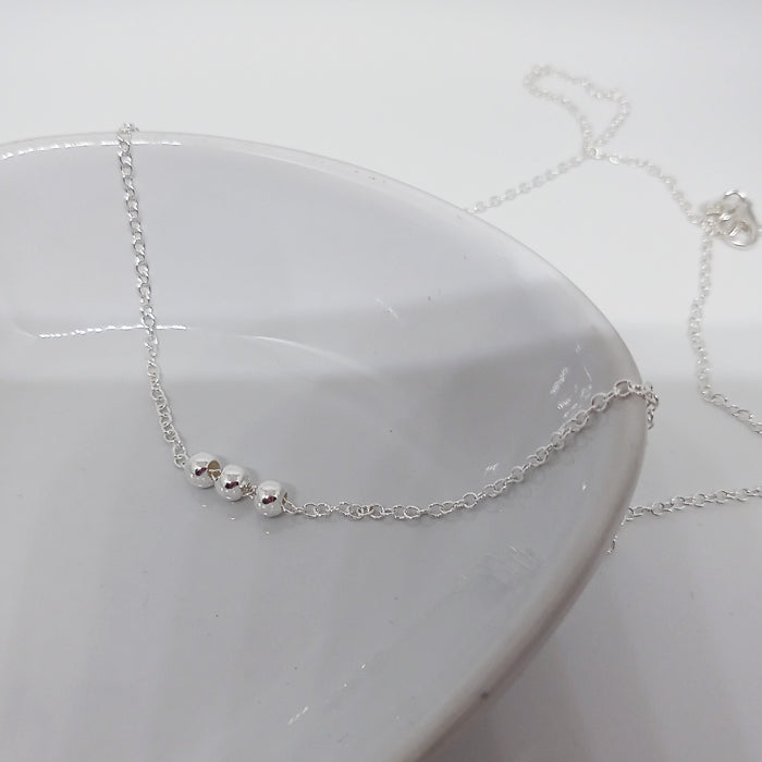 Silver Bead Necklace 