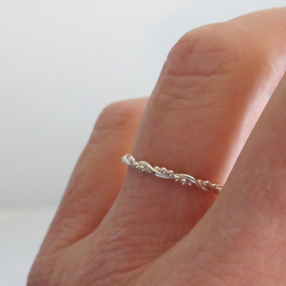 Dainty rope Ring 